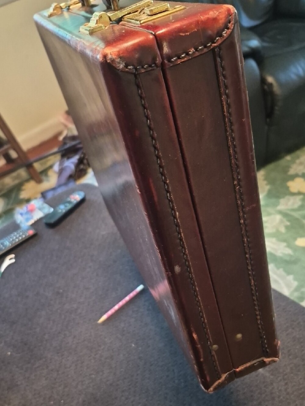 Classic Brown Leather Briefcase with Gold Hardware - Picture 4 of 15